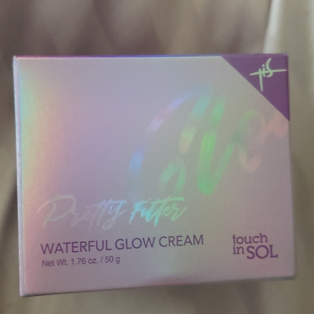 PRETTY FILTER WATERFUL GLOW CREAM